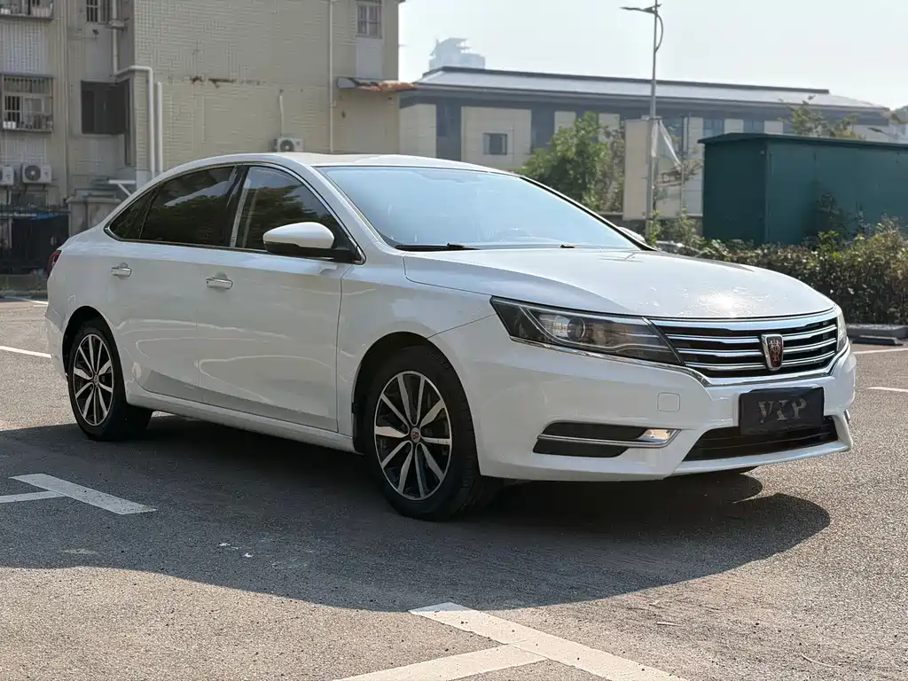 Roewe i6 Classic — миниатюра 3