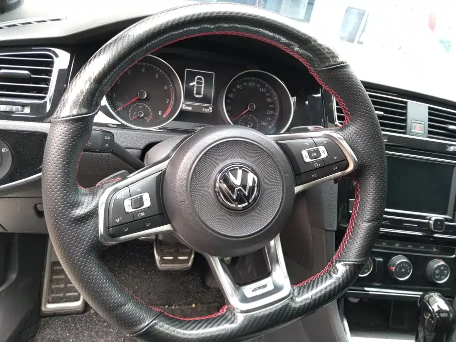 Volkswagen Golf — миниатюра 15