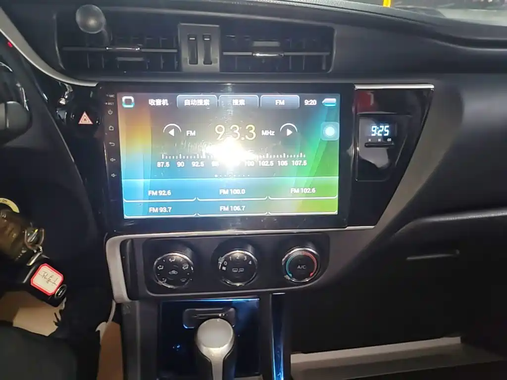 Toyota Corolla — миниатюра 13