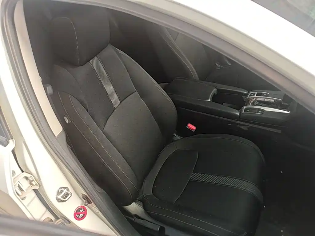 Honda Civic — миниатюра 25