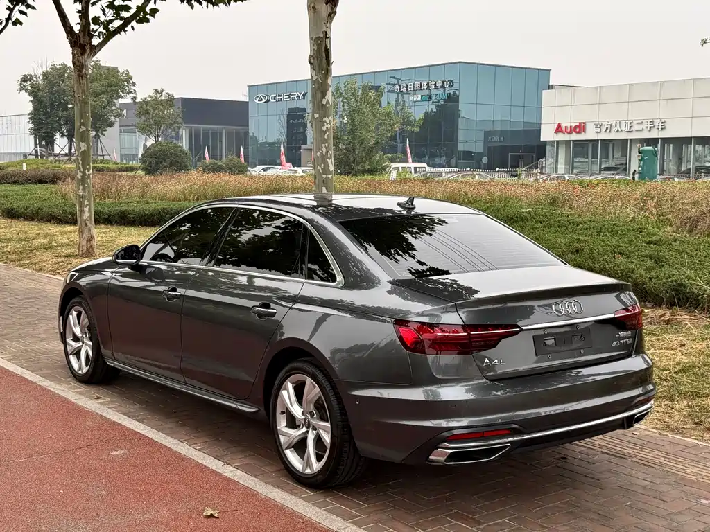 Audi A4L — миниатюра 3