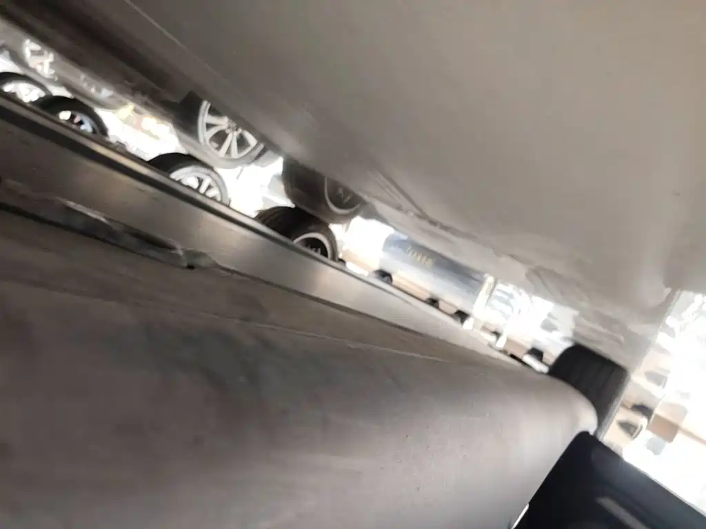 Tesla Model Y — миниатюра 22