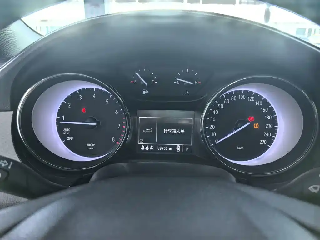 Buick Verano — миниатюра 12