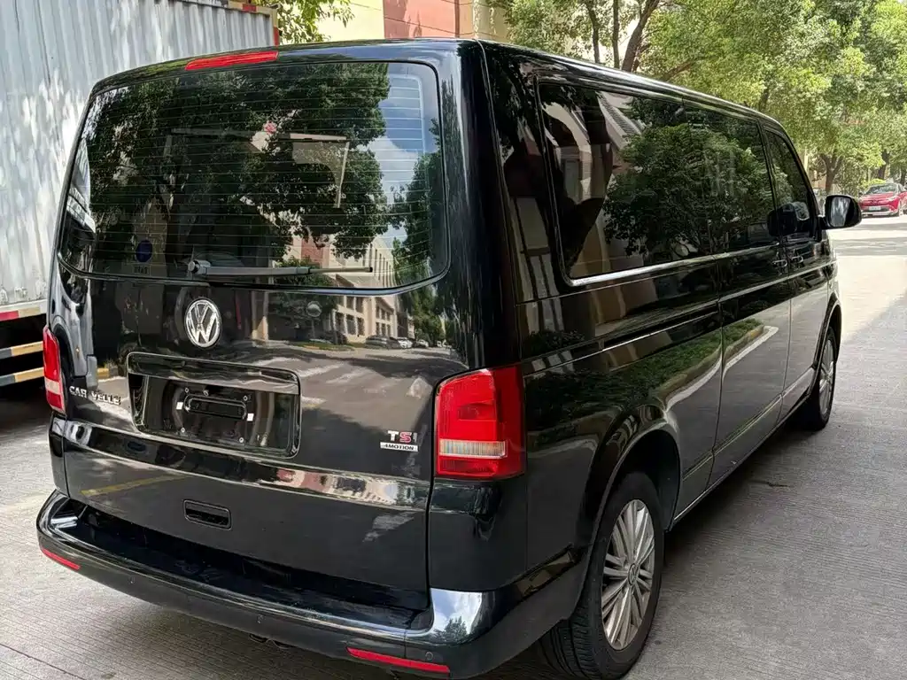 Volkswagen Caravelle — миниатюра 6