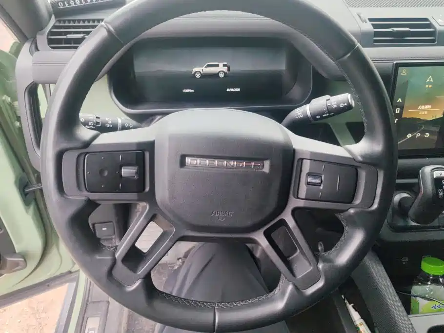 Land Rover Defender — миниатюра 15
