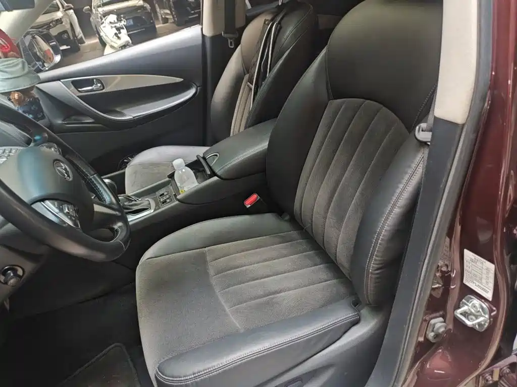 Infiniti QX50 — миниатюра 8