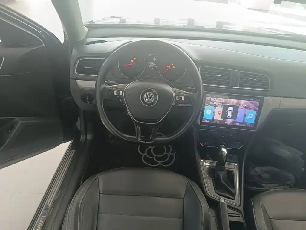 Volkswagen Lavida — миниатюра 11