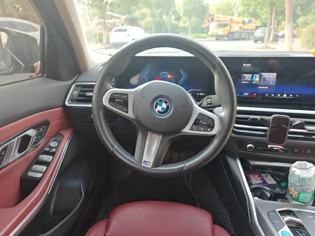 BMW i3 — миниатюра 6