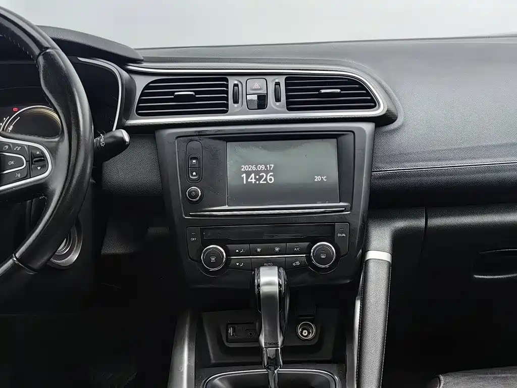 Renault Kadjar — миниатюра 12