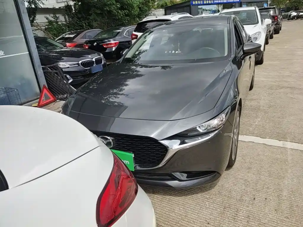 Mazda 3 Axela — миниатюра 3