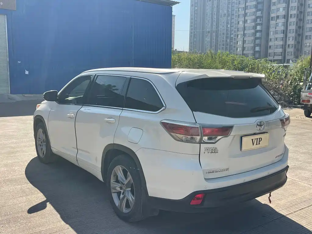 Toyota Highlander — миниатюра 6