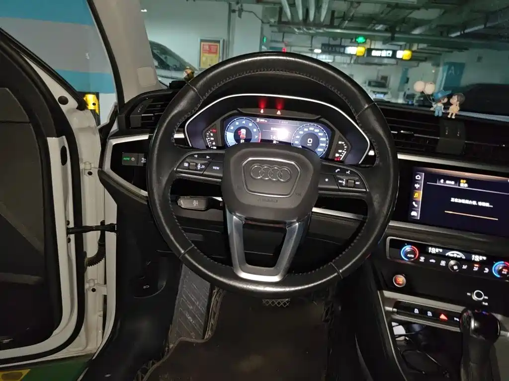 Audi Q3 — миниатюра 3
