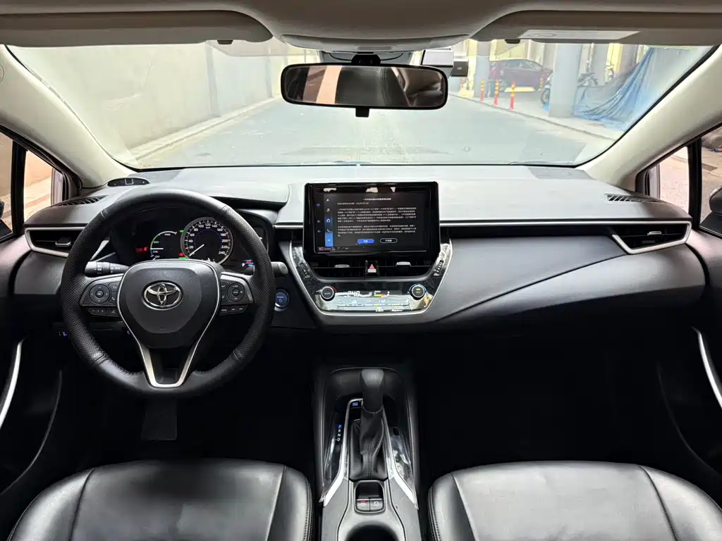 Toyota Corolla — миниатюра 8