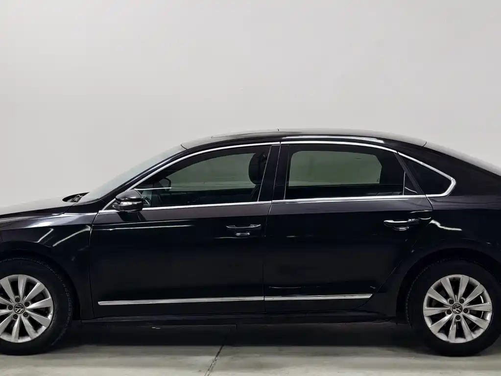 Volkswagen Passat — миниатюра 7