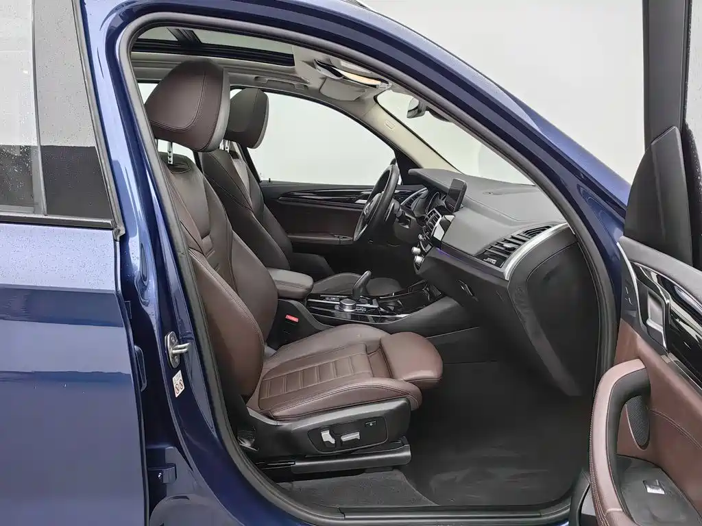 BMW X3 — миниатюра 23