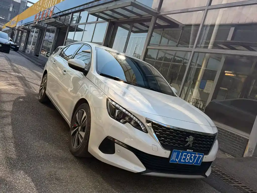 Peugeot 408 — миниатюра 3