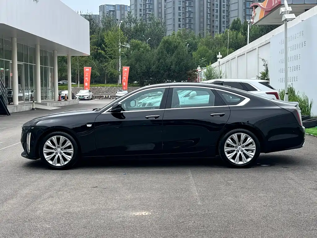 Cadillac CT6 — миниатюра 3