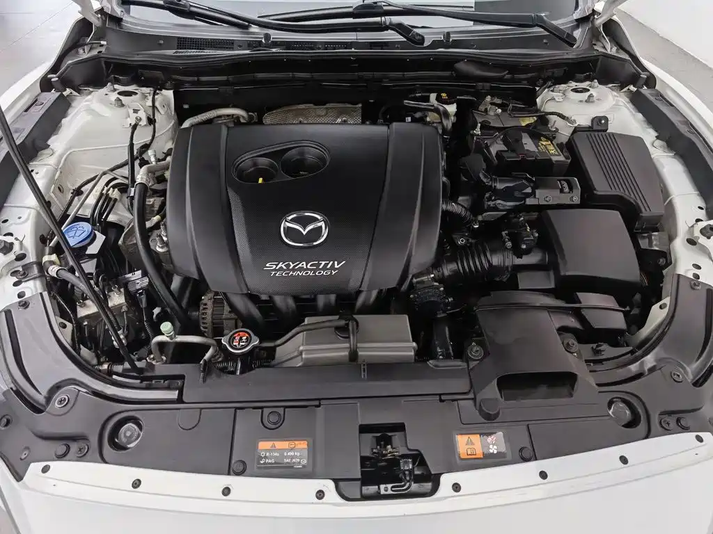 Mazda Atenza 2018 2.0L Luxury V