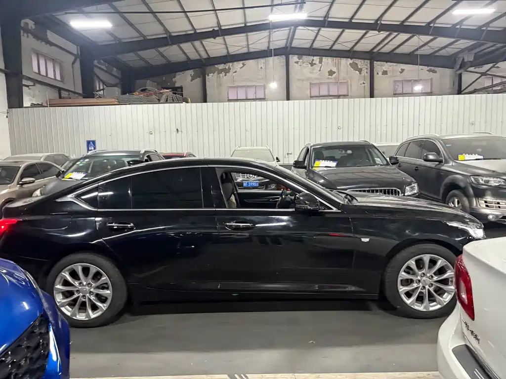 Cadillac CT5 — миниатюра 4