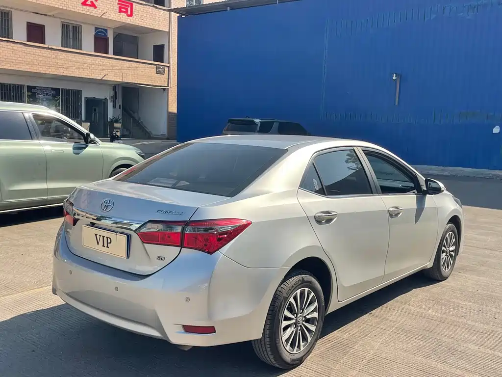 Toyota Corolla — миниатюра 5