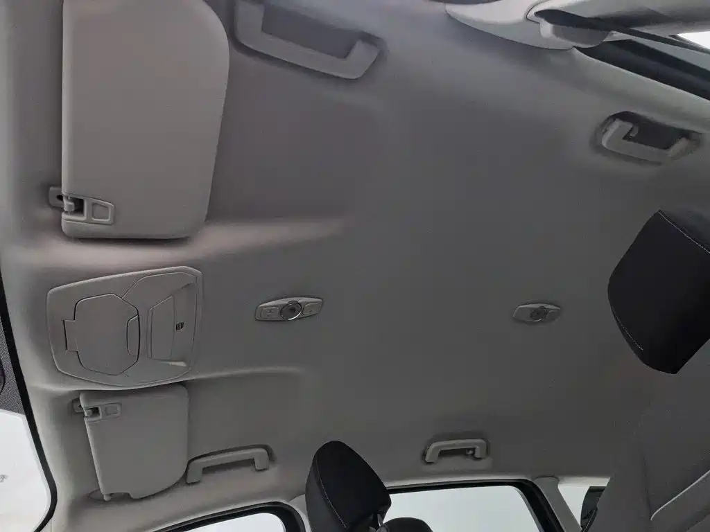 Ford Kuga — миниатюра 14