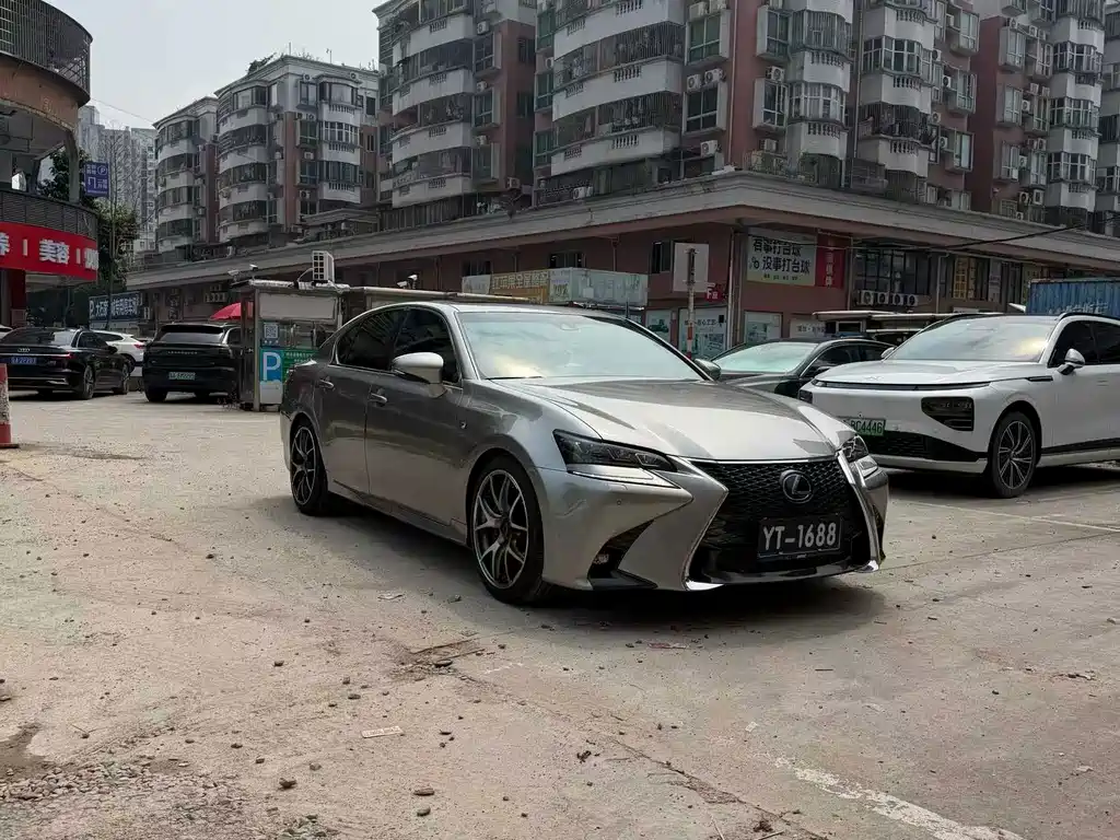 Lexus GS — миниатюра 2