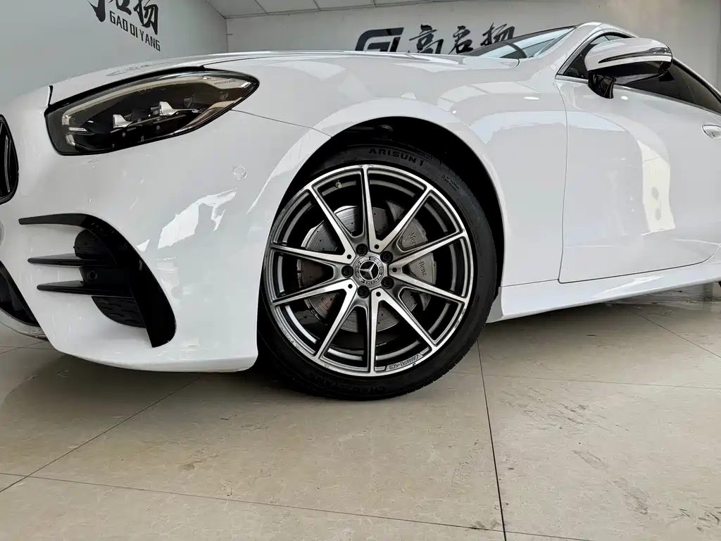 Mercedes-Benz E-Class (Import) — миниатюра 17