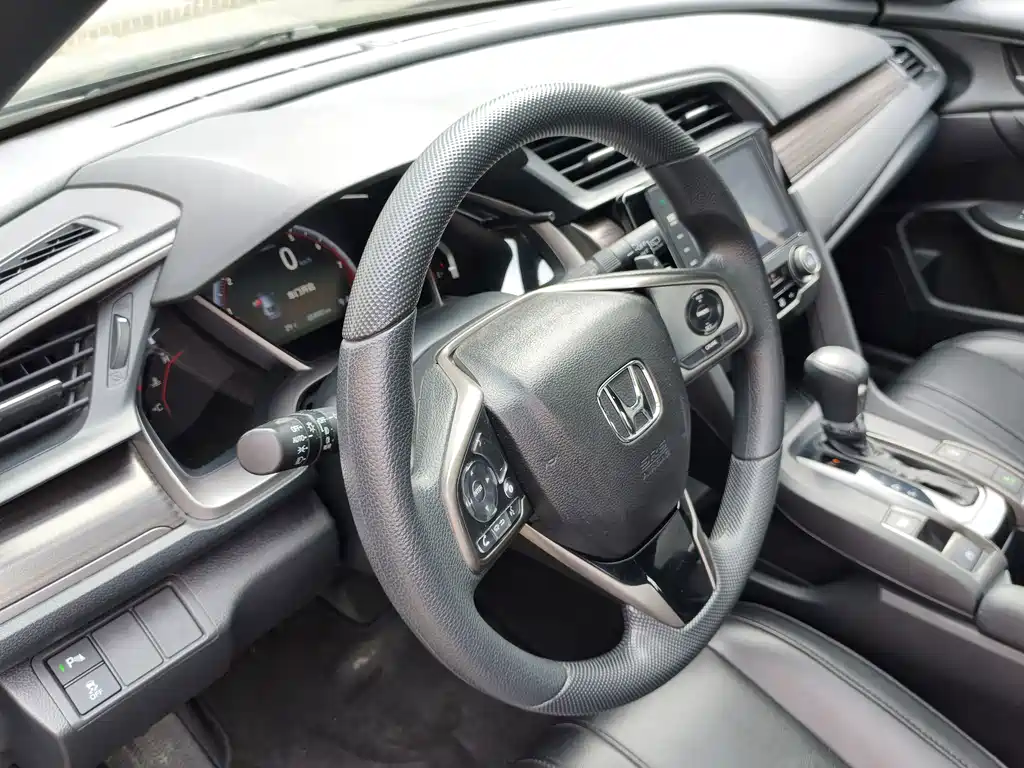 Honda Civic — миниатюра 15