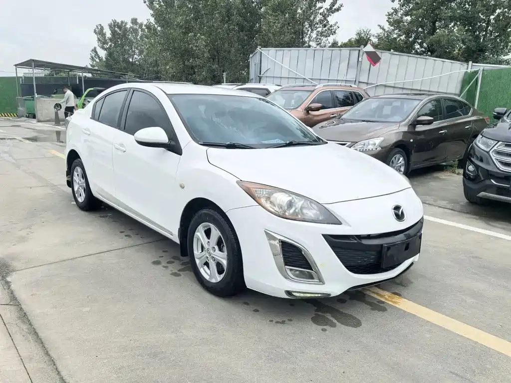 Mazda 3 Xingcheng — миниатюра 3