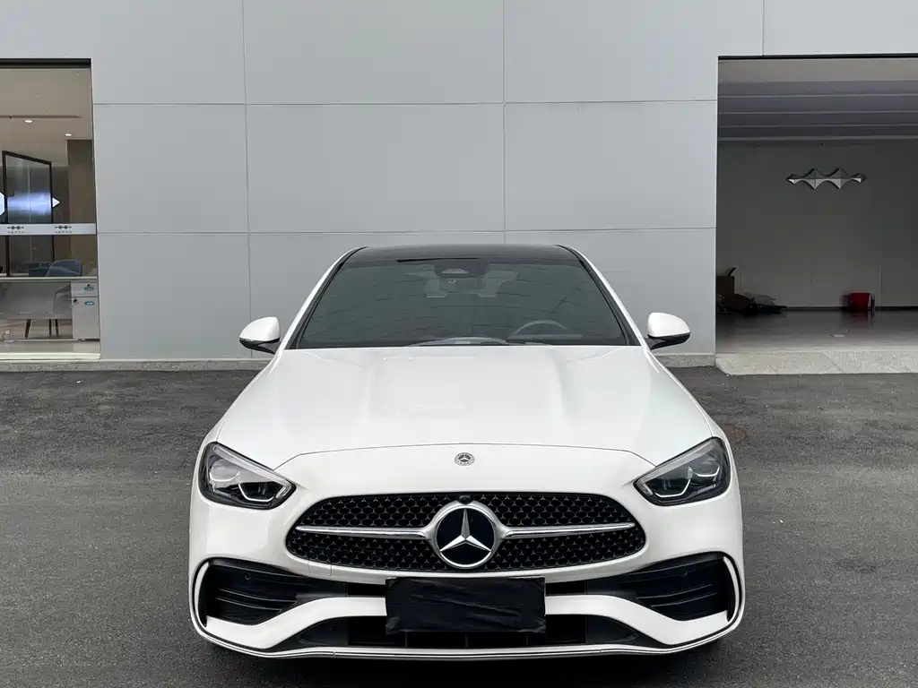 Mercedes-Benz C-Class — миниатюра 2
