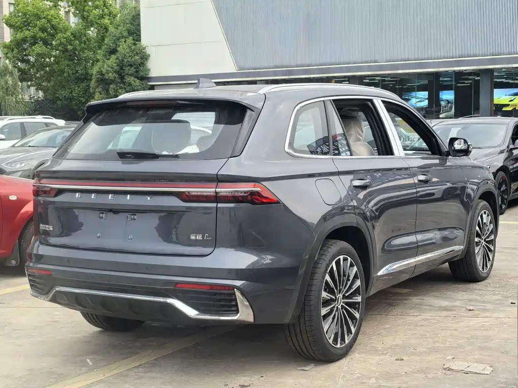 Geely Monjaro L 2025 2.0TD AT