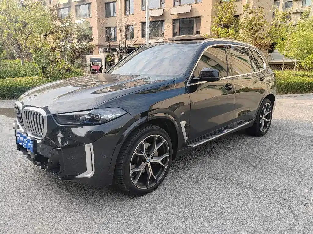 BMW X5 2023 xDrive 40Li Premium M Sport