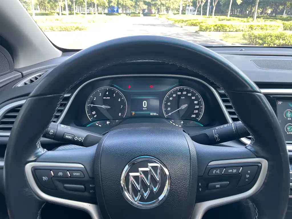 Buick Excelle — миниатюра 15