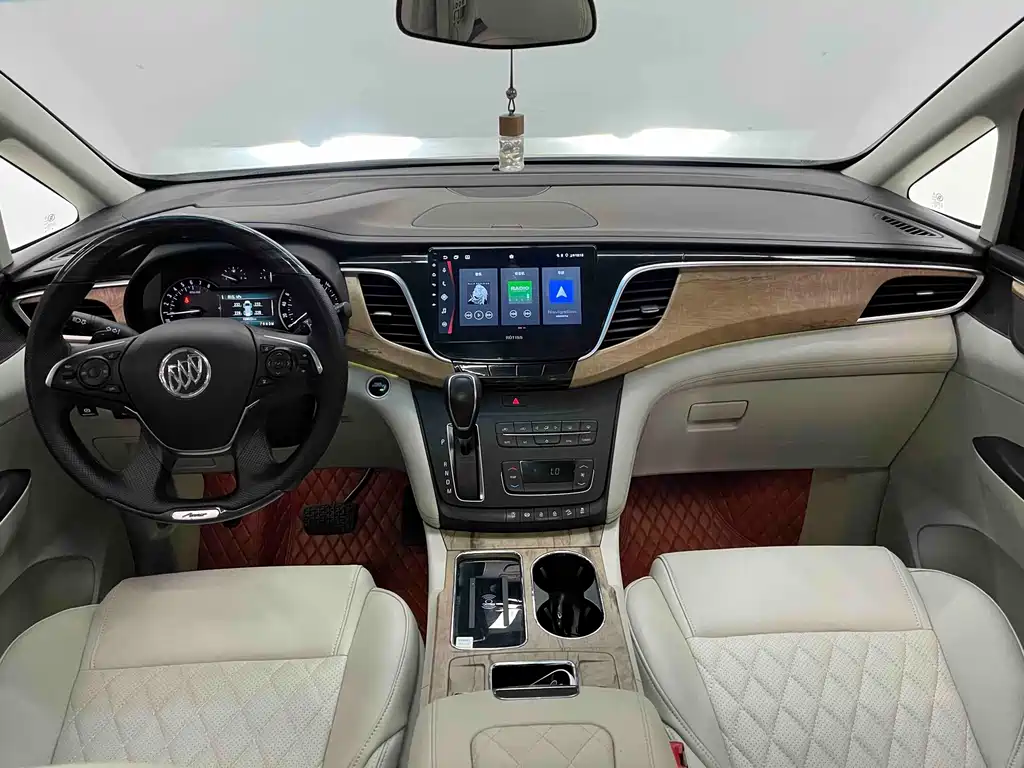 Buick GL8 — миниатюра 8