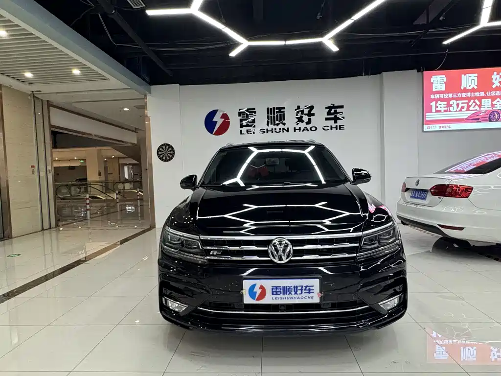 Volkswagen Tiguan L — миниатюра 2