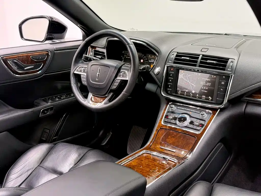 Lincoln Continental — миниатюра 13