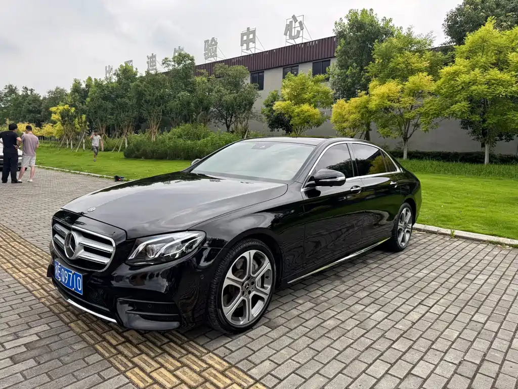 Mercedes-Benz E-Class E 2017 E 320 L Sport 4MATIC