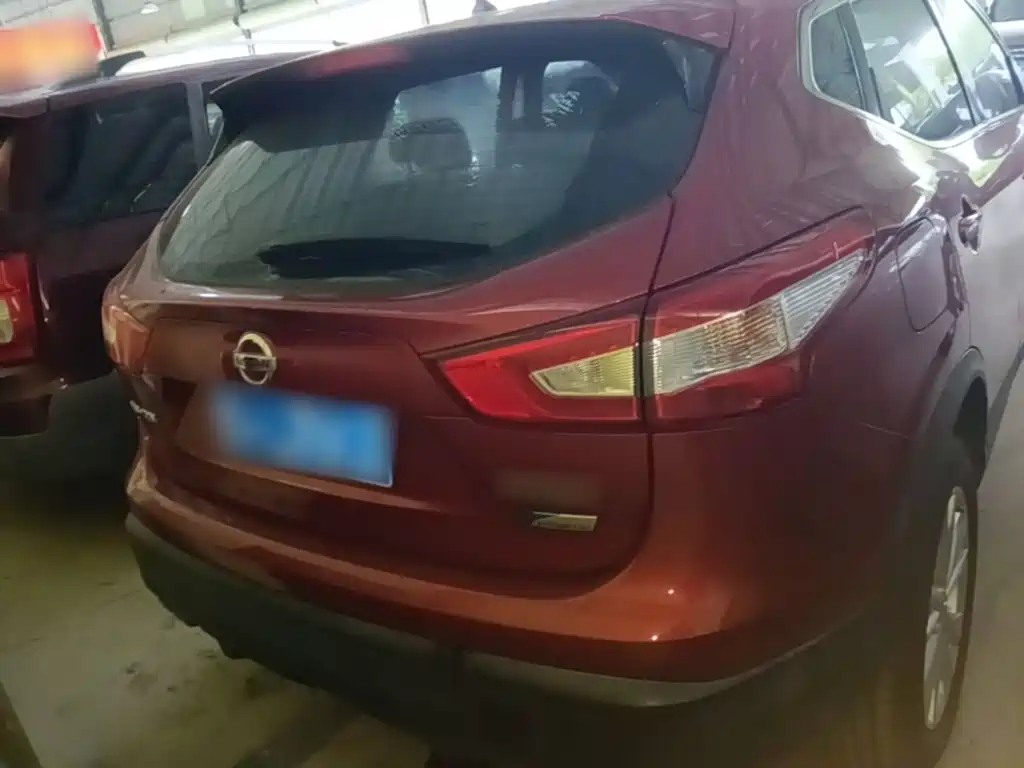 Nissan Qashqai — миниатюра 6