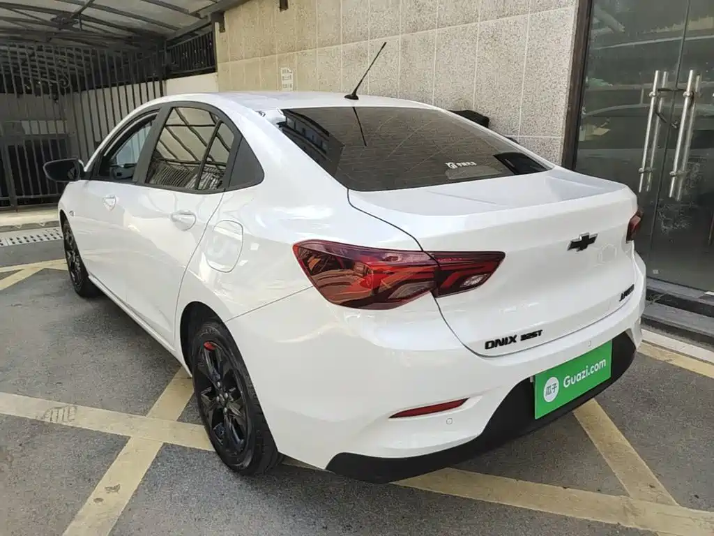 Chevrolet Cavalier — миниатюра 5