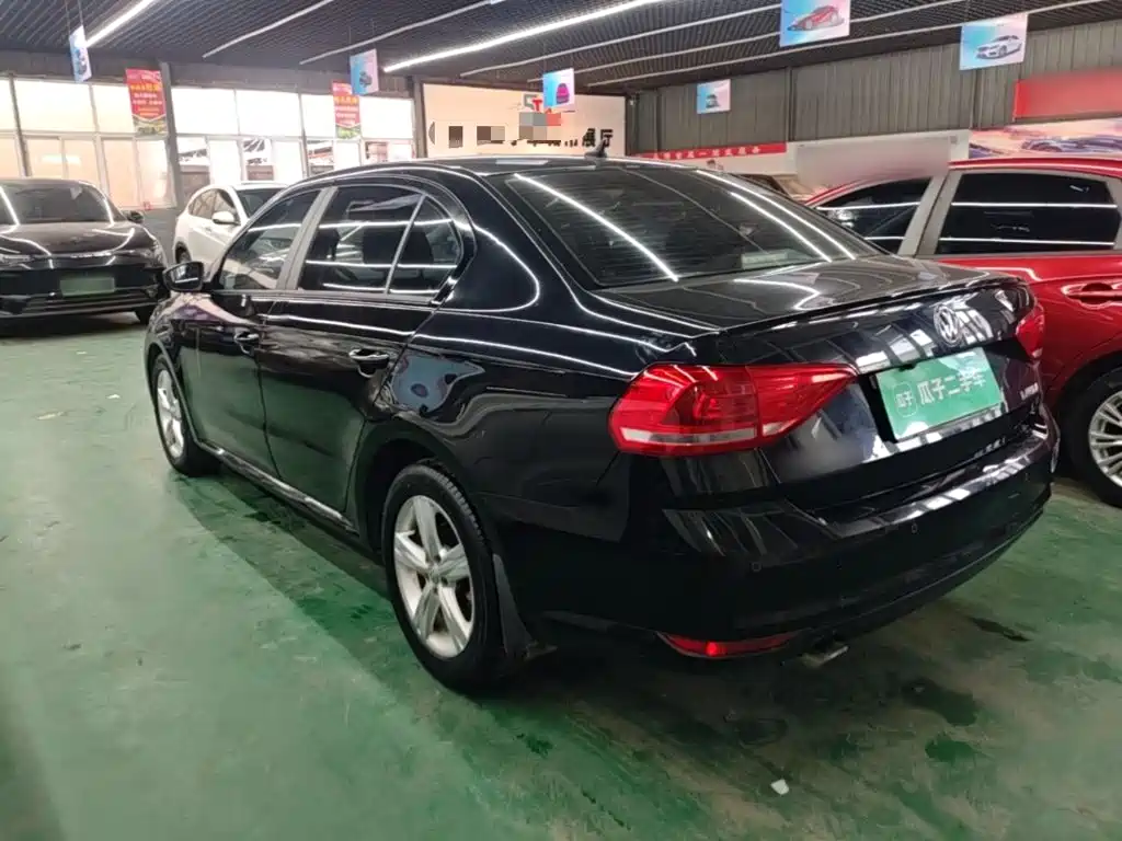Volkswagen Lavida — миниатюра 5