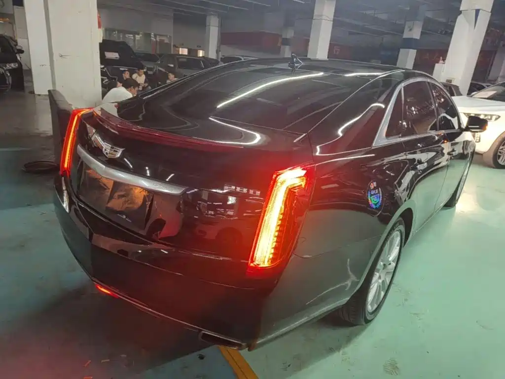 Cadillac XTS — миниатюра 7