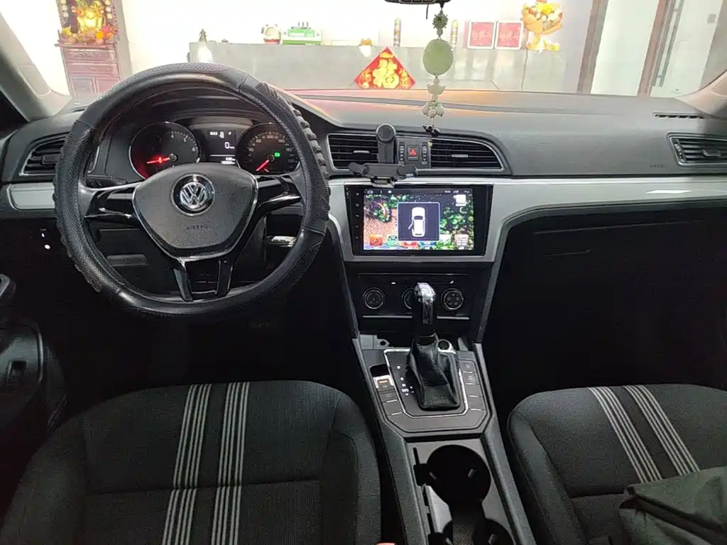 Volkswagen Lamando — миниатюра 10