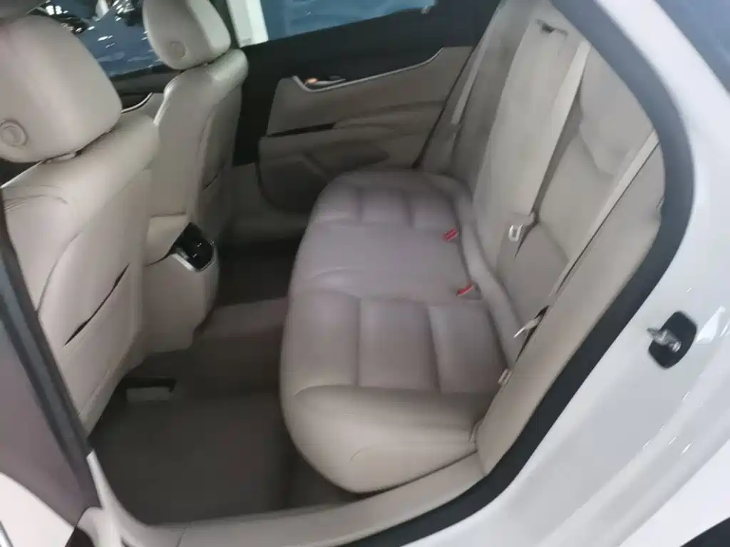 Cadillac XTS — миниатюра 17