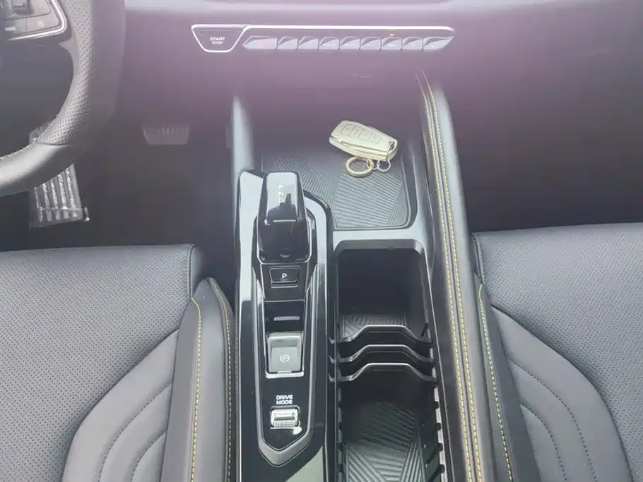 Geely Binyue — миниатюра 16