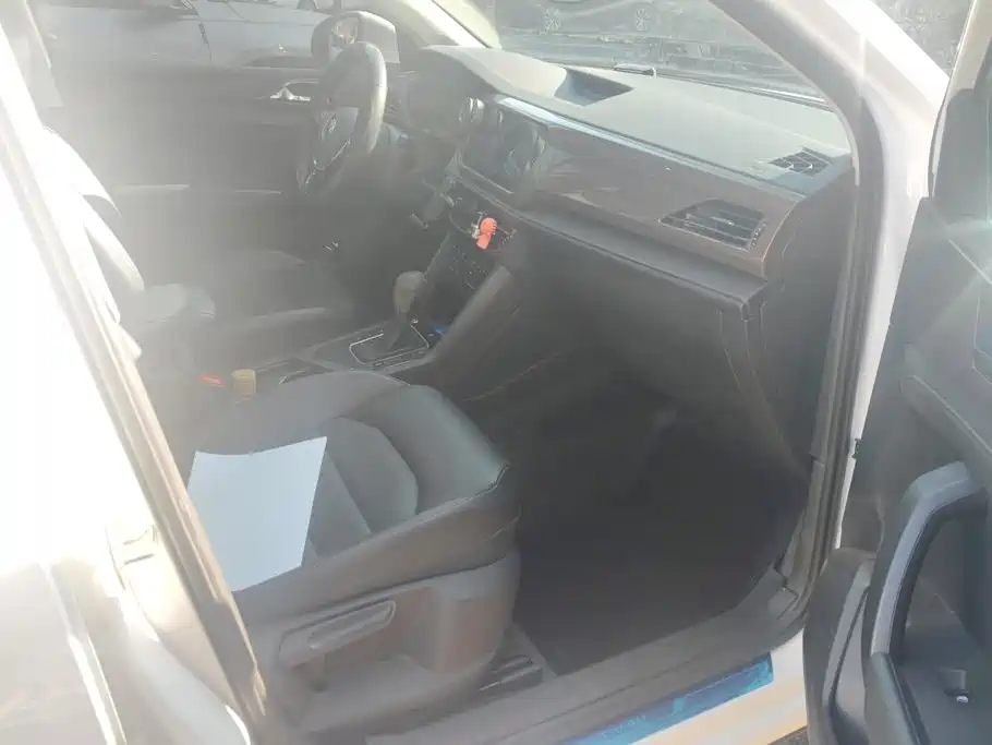 Volkswagen Tharu — миниатюра 8