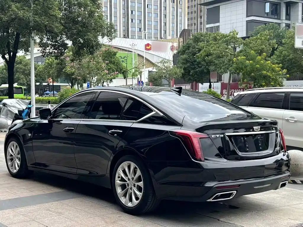 Cadillac CT5 — миниатюра 9