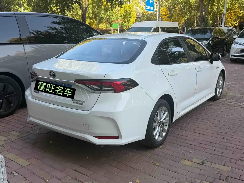 Toyota Corolla — миниатюра 6