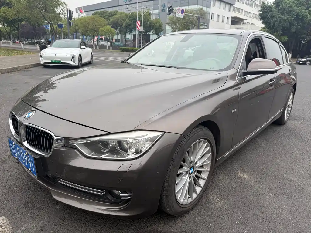 Купить BMW 3 Series