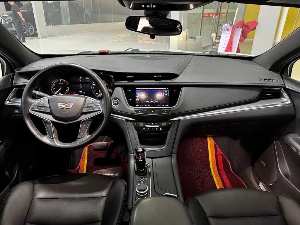 Cadillac XT5 — миниатюра 5