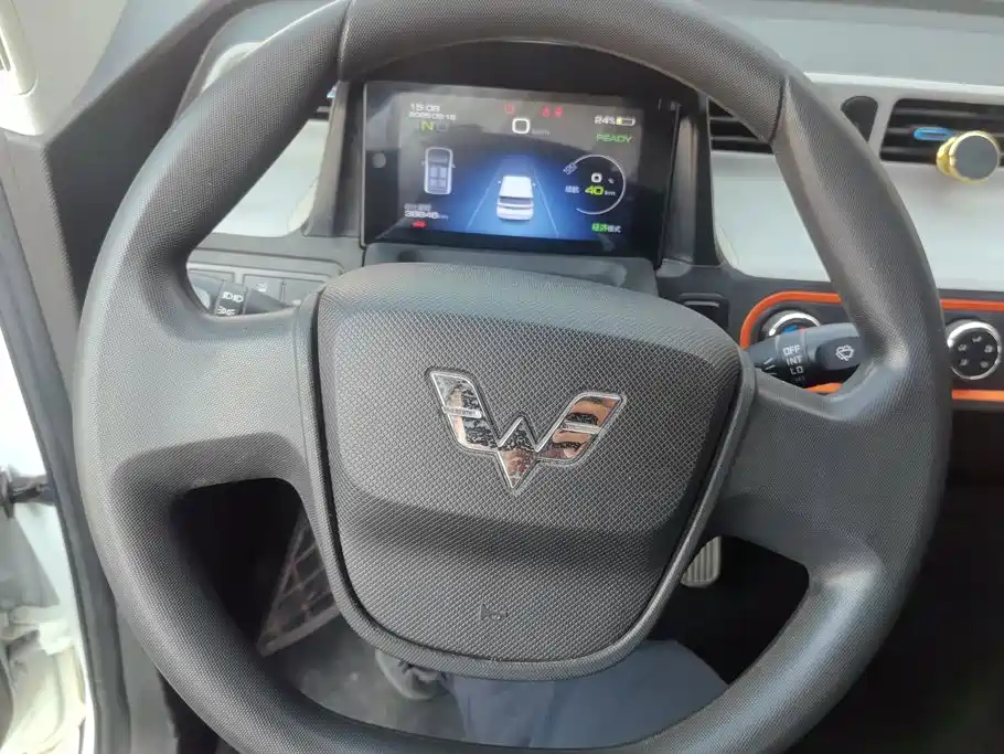 Wuling MINIEV — миниатюра 15
